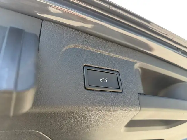 Volkswagen Touran R-Line TDI DSG Ansicht 19