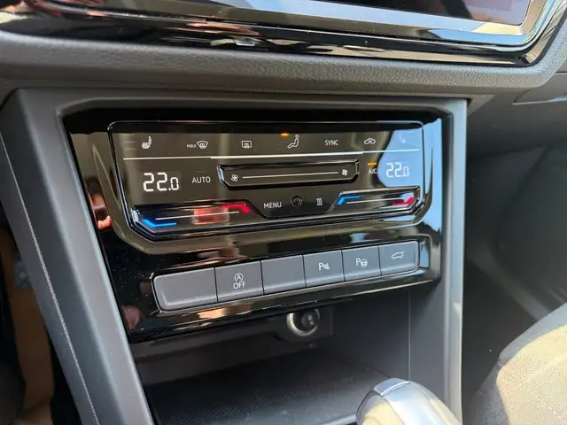 Volkswagen Touran R-Line TDI DSG Ansicht 14