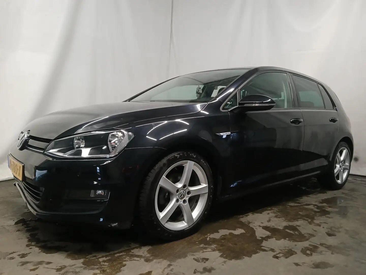 Volkswagen Golf 1.0 TSI Comfortline Schadeauto!! Noir - 2