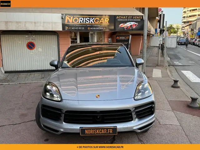 Porsche Cayenne view 6