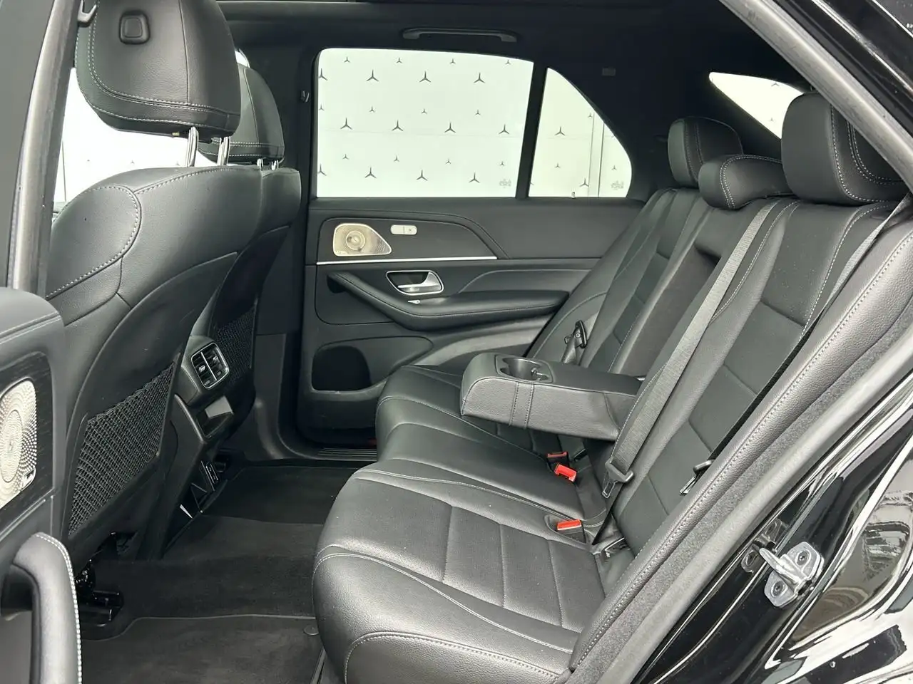 Mercedes-Benz GLE снимка Mercedes-Benz GLE