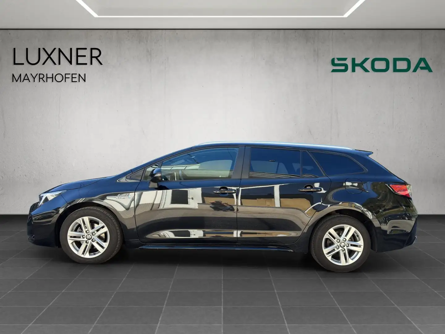 Suzuki Swace 1,8 HEV E-CVT Flash Schwarz - 2