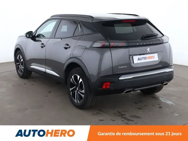 Peugeot 2008 view 4