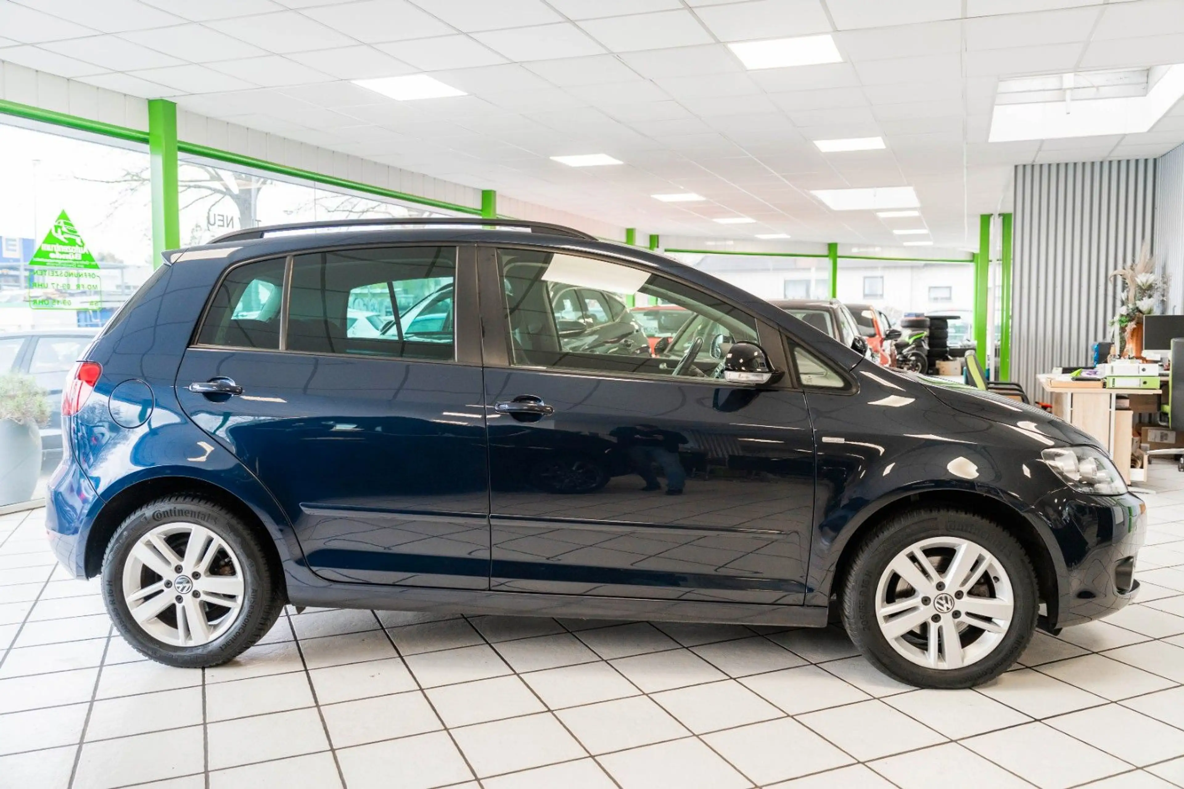 Volkswagen Golf Plus Match 1.2 Benzin Automatik 57.800 km — photo 7