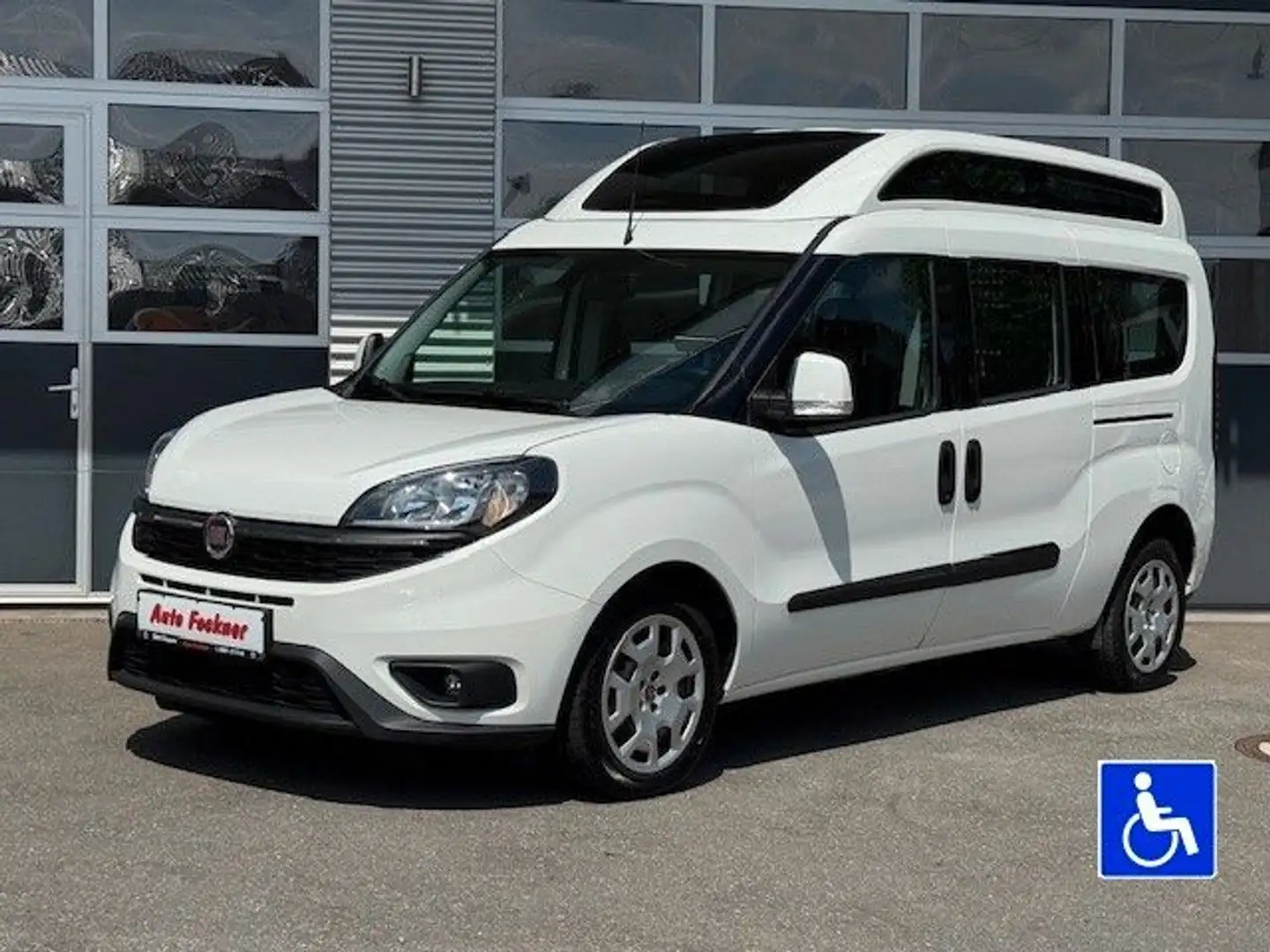 Fiat Doblo 1.6 SX Maxi XL Hochdach Rollstuhlrampe Weiß - 1