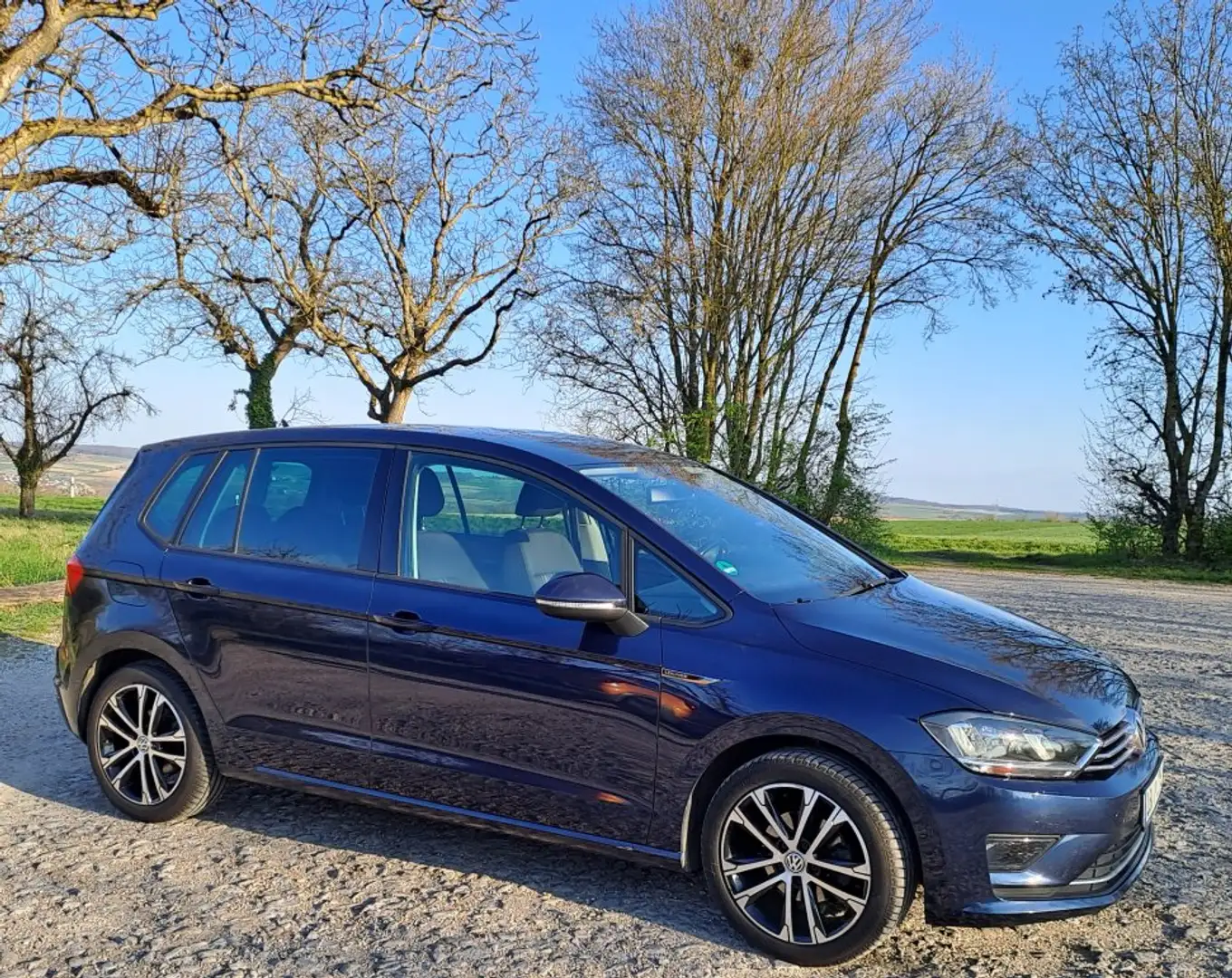Volkswagen Golf Sportsvan Lounce BlueMotion Navi/Klima/AHK/Kamera Albastru - 1