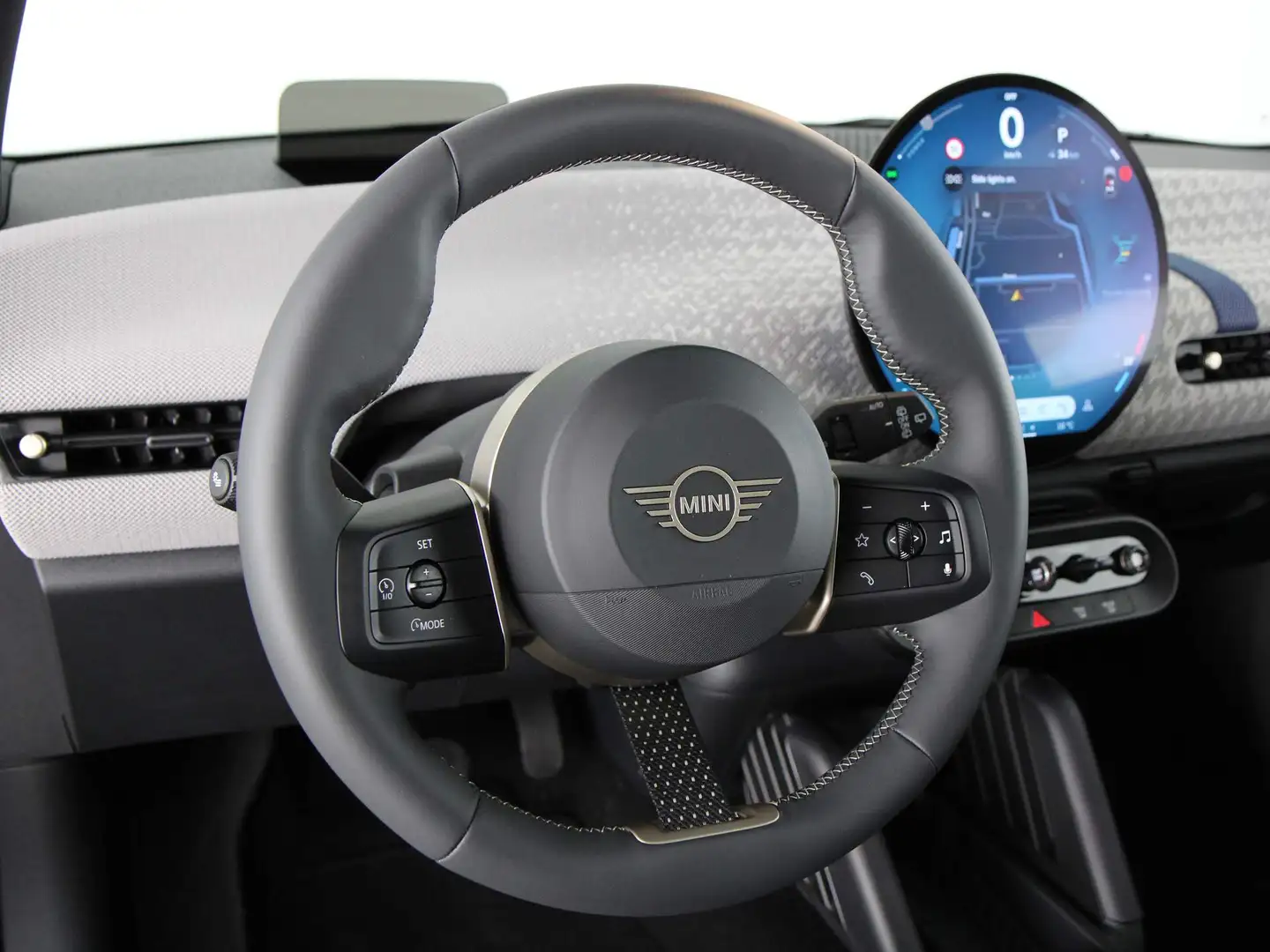 MINI Cooper E Favoured Pakket L Blauw - 2