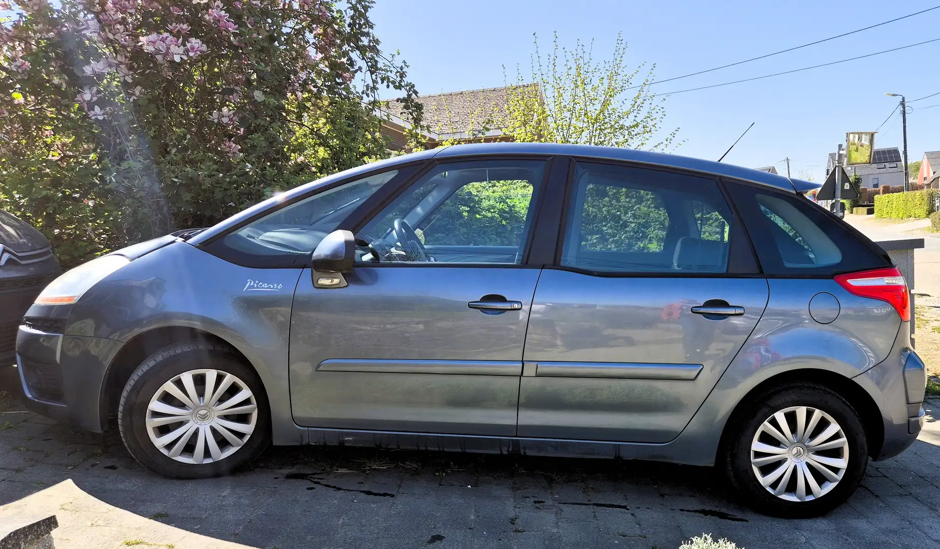 Citroen C4 Picasso C4 Picasso 1.6 HDi FAP EGS6 Tendance Gris - 1
