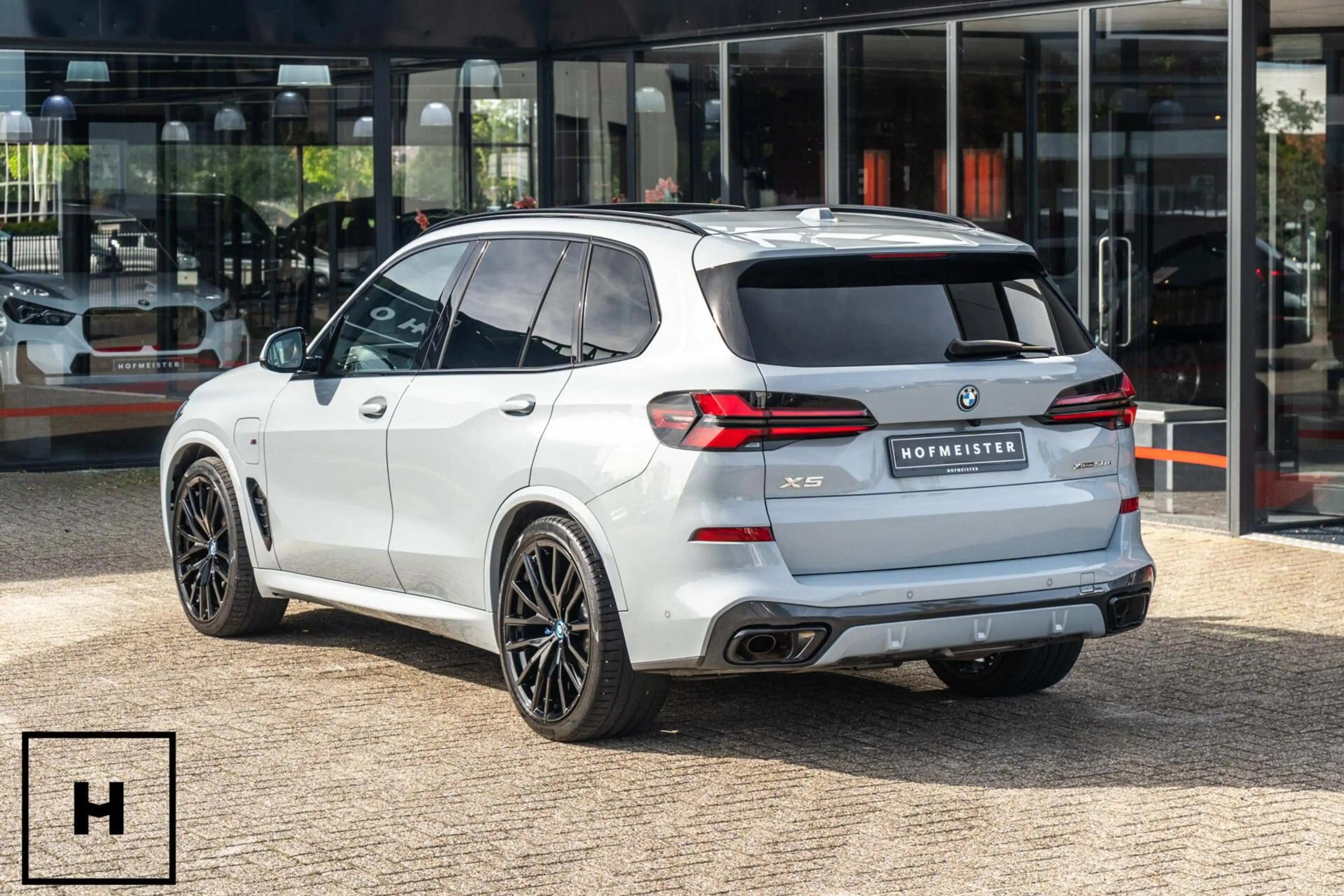 BMW X5 xDrive50e M-Sport Pro | Skylounge | Stoelkoeling — photo 3