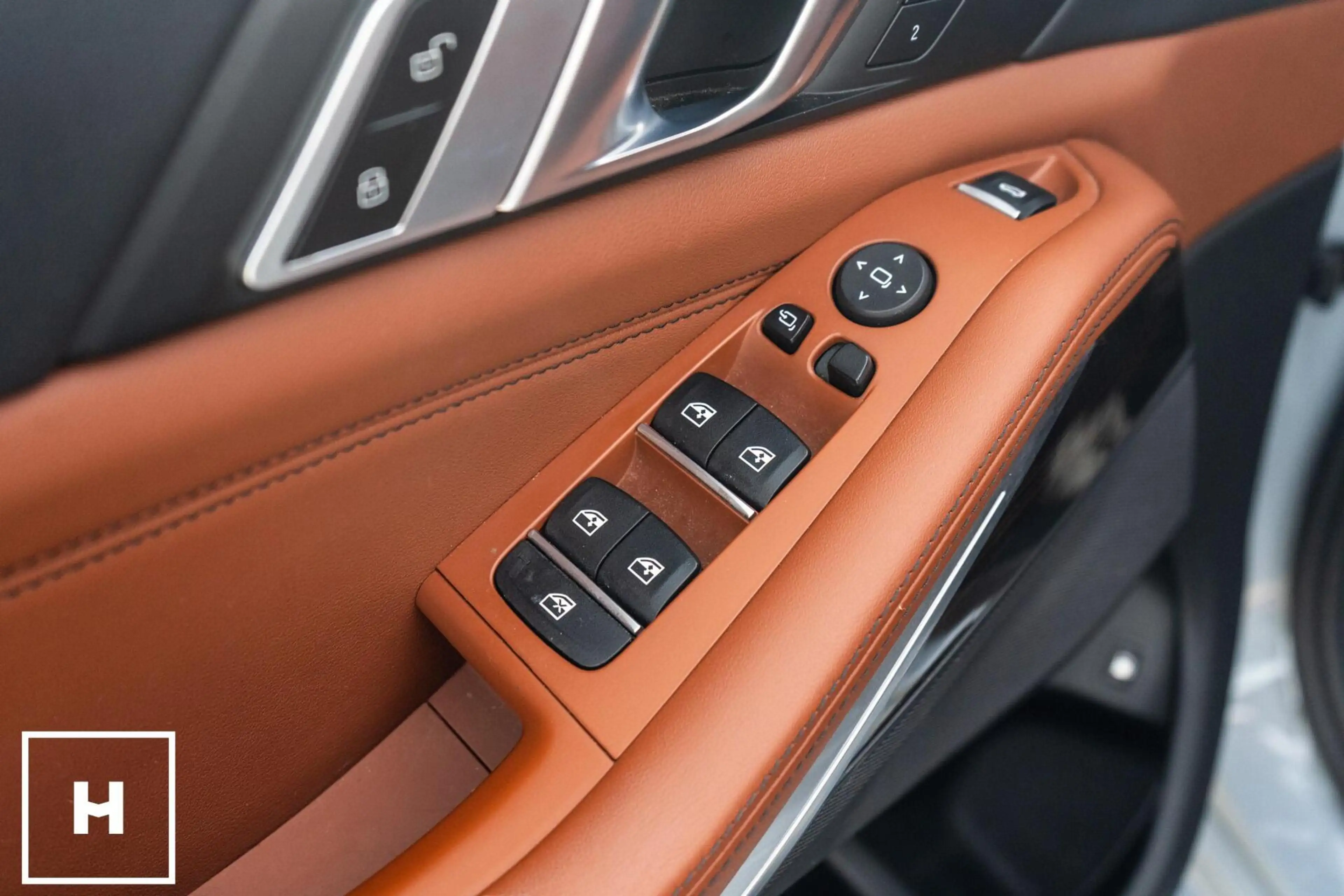 BMW X5 xDrive50e M-Sport Pro | Skylounge | Stoelkoeling — photo 36