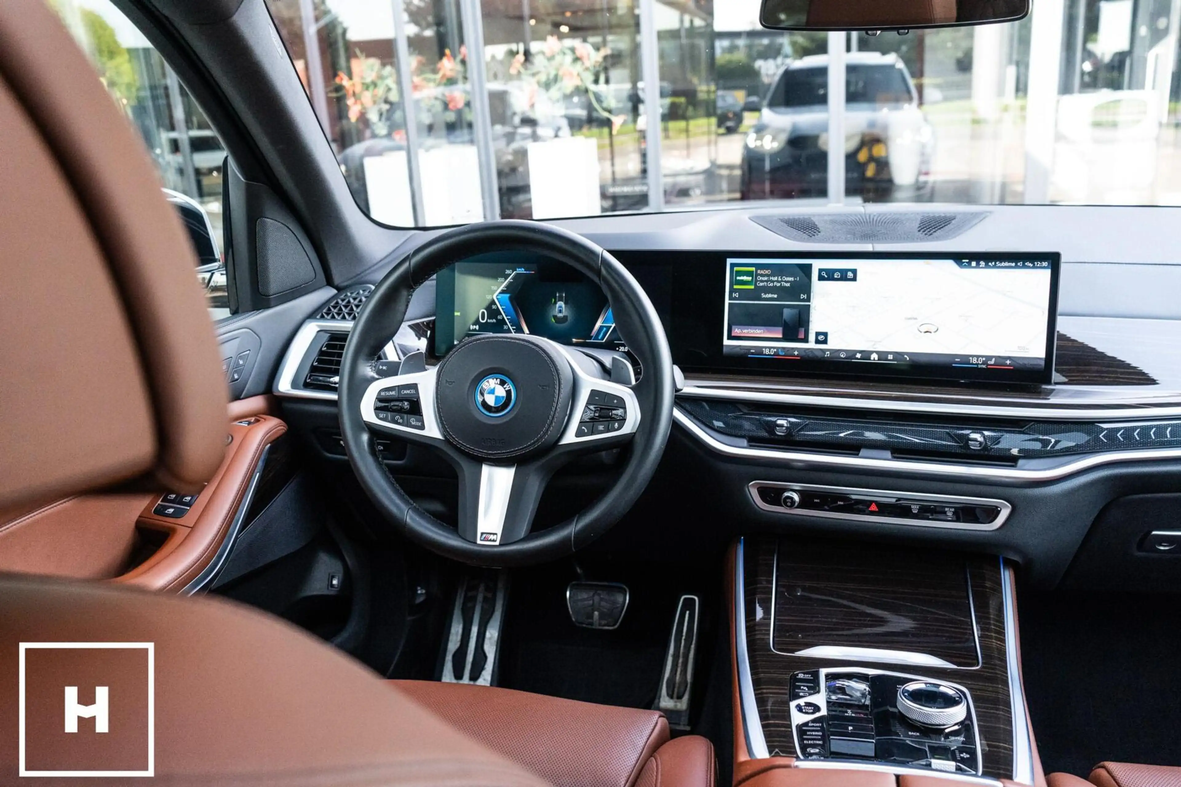 BMW X5 xDrive50e M-Sport Pro | Skylounge | Stoelkoeling — photo 40