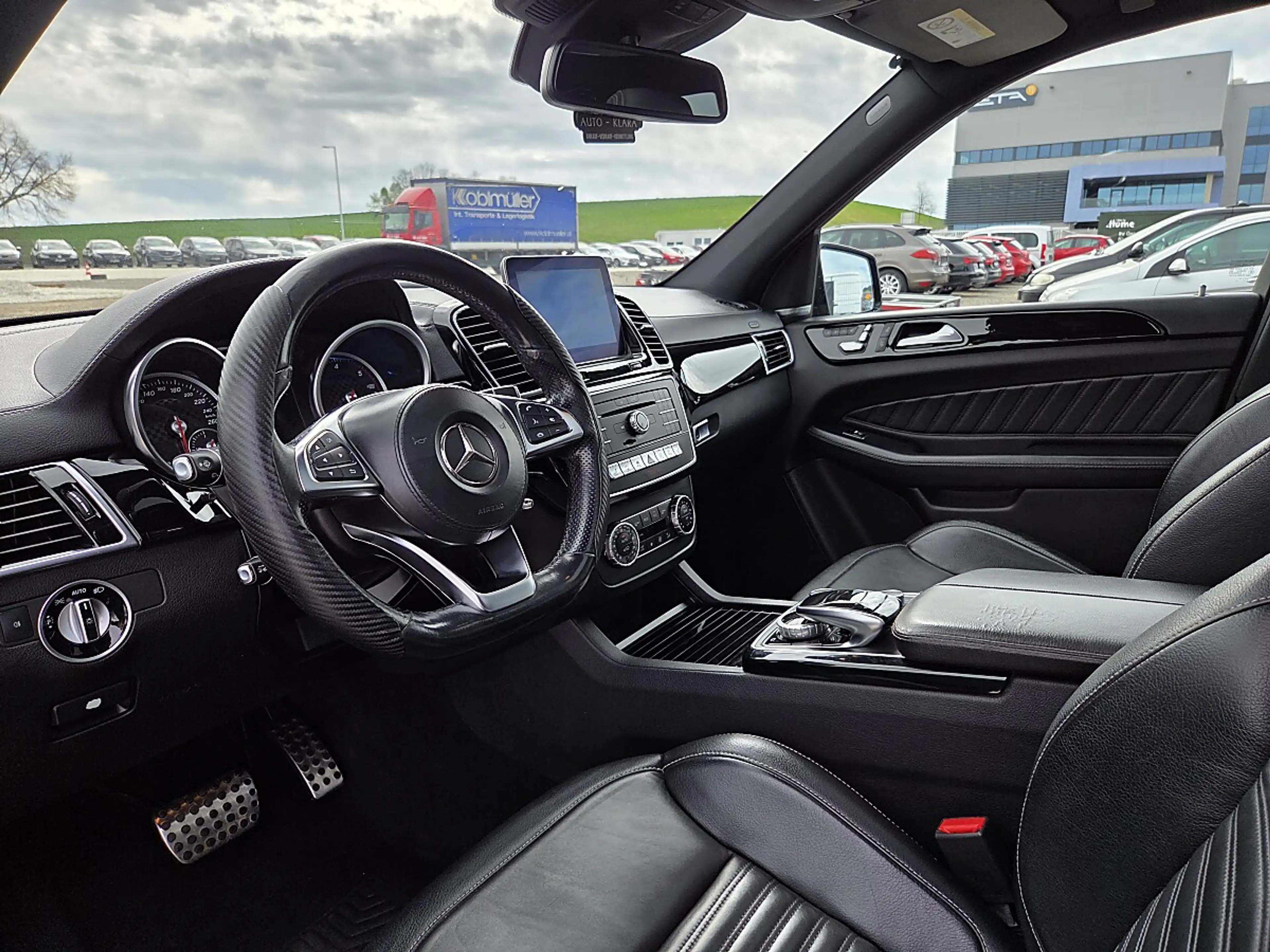 Mercedes-Benz GLS 350 d 4MATIC *AMG* 21 Zoll * Luft * Panorama * 7 Si... — photo 11