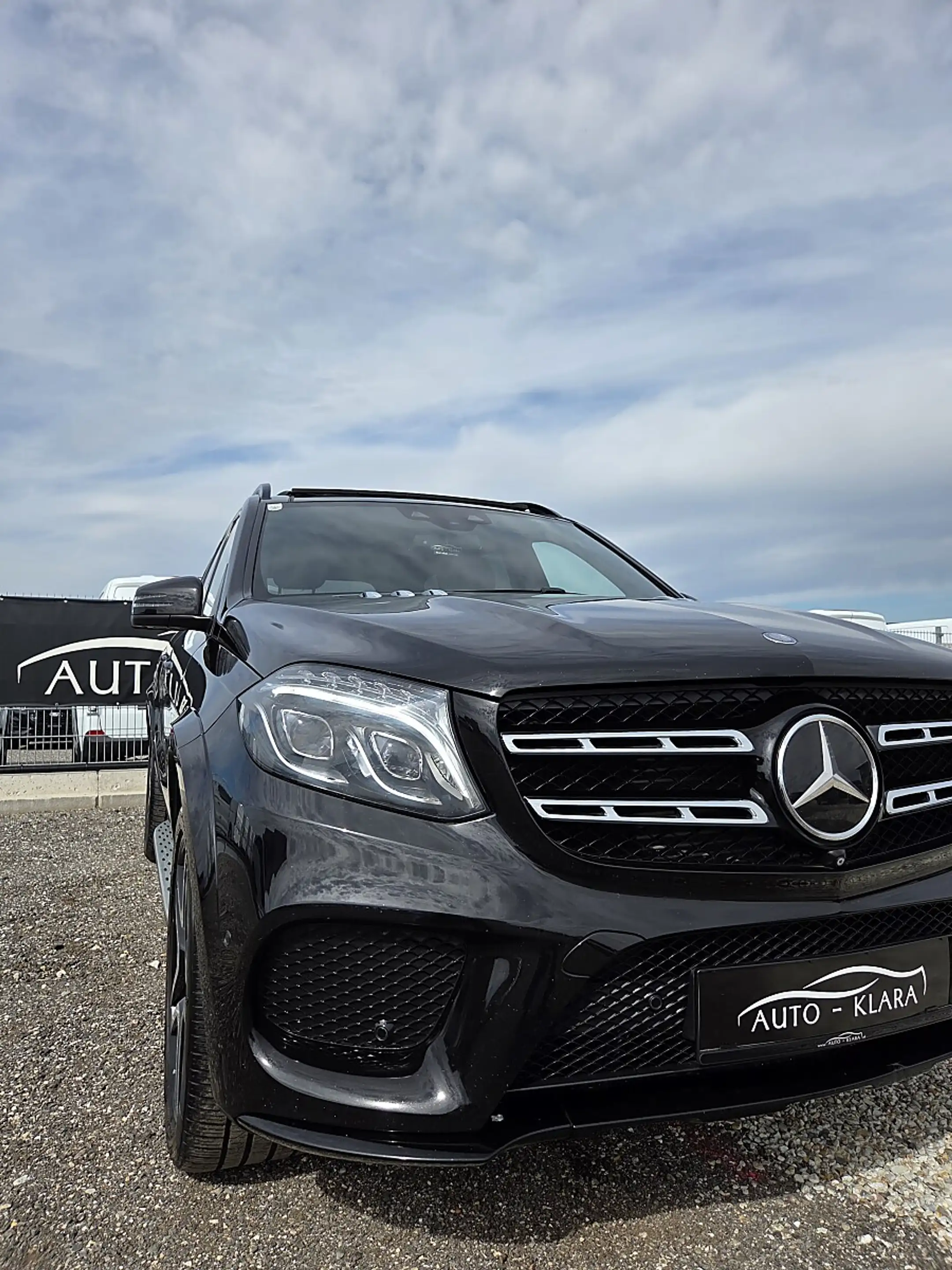 Mercedes-Benz GLS 350 d 4MATIC *AMG* 21 Zoll * Luft * Panorama * 7 Si... — photo 10