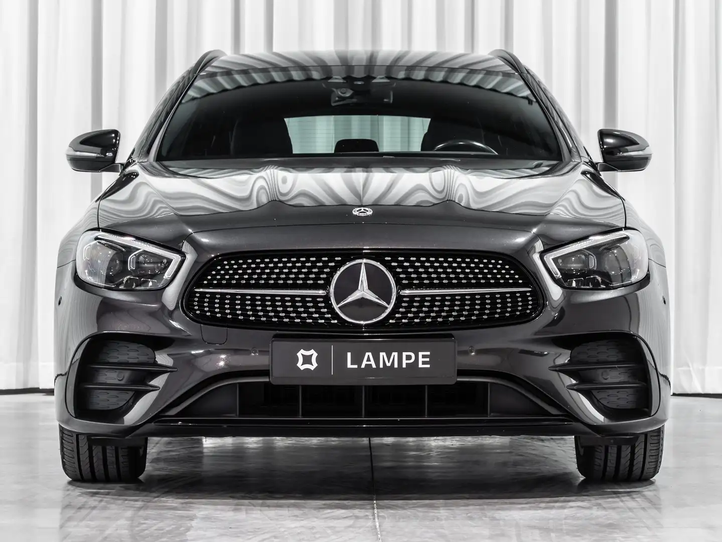 Mercedes-Benz E 300 de Break Hybrid AMG Line Head-Up Keyless ACC LED Grijs - 2