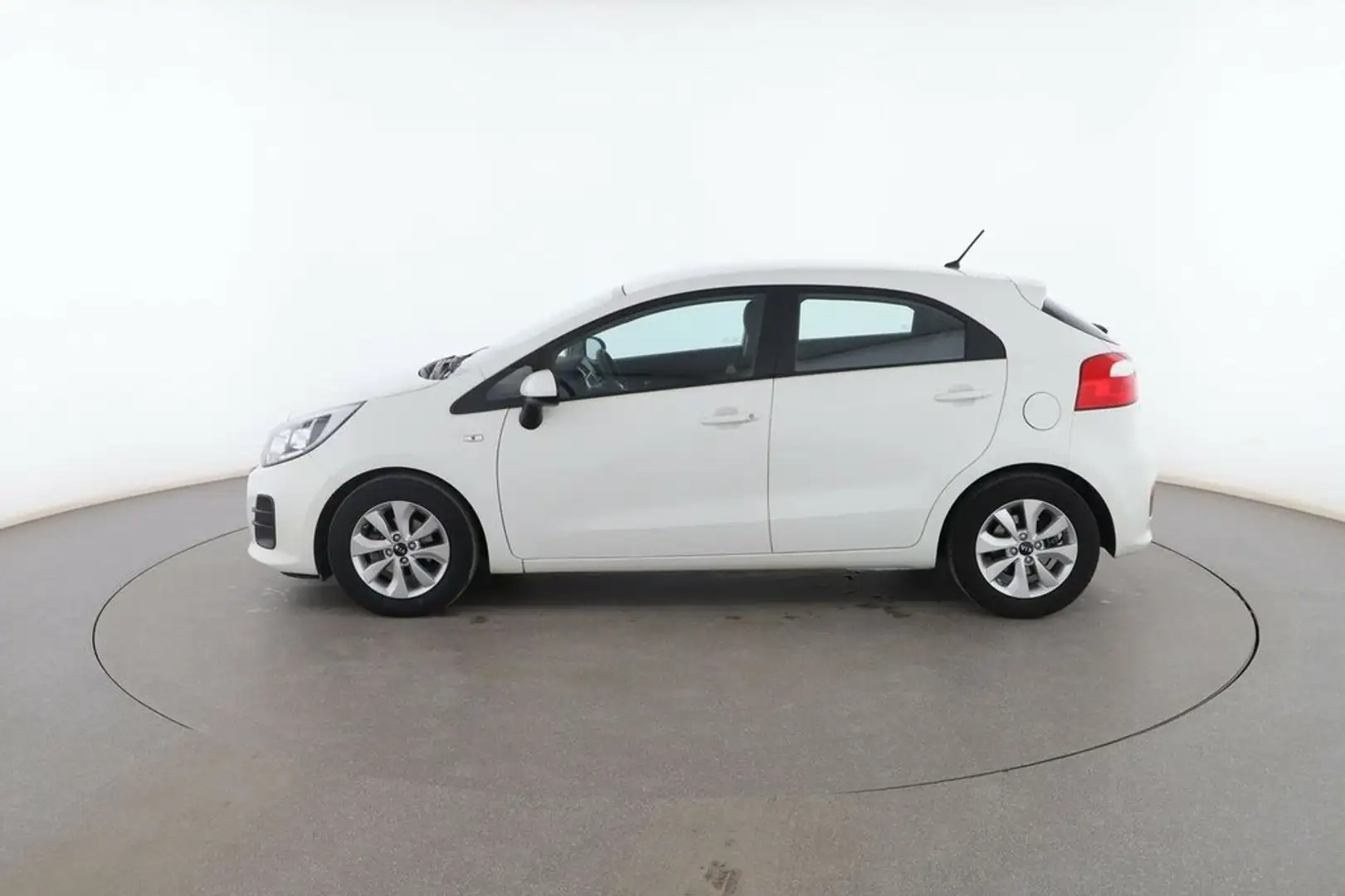 Kia Rio 1.2 Tech Blanco - 2