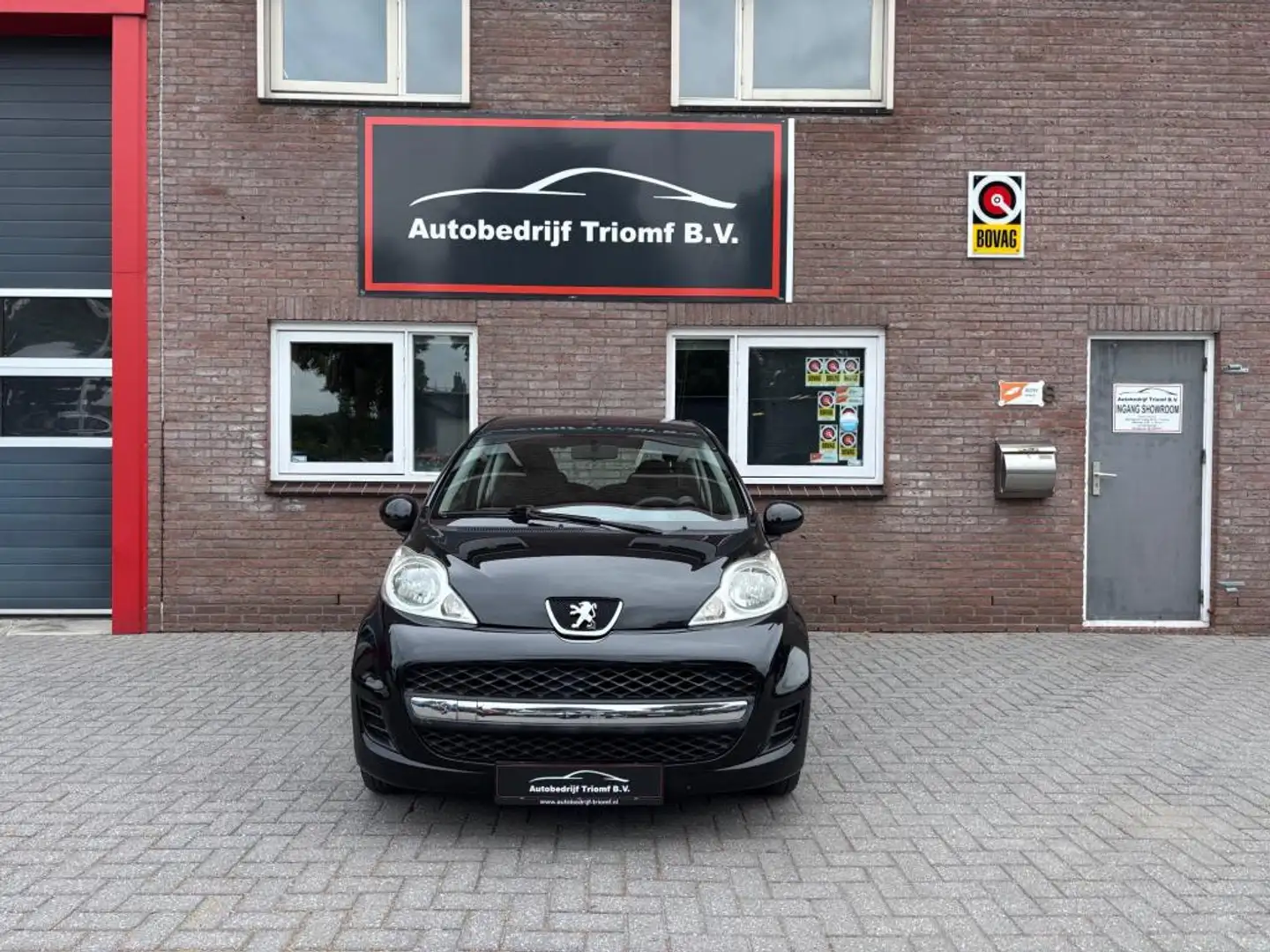 Peugeot 107 AUTOMAAT - AIRCO - ELEKTRISCH PAKKET..!! Zwart - 2