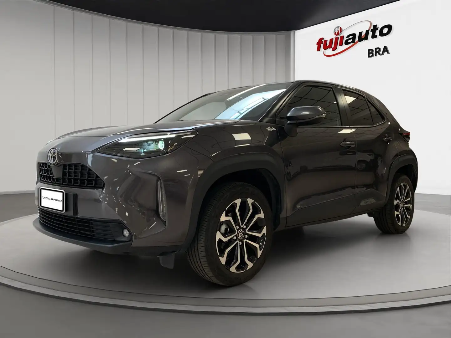 Toyota Yaris Cross Yaris Cross 1.5h Trend fwd 116cv e-cvt Grau - 1
