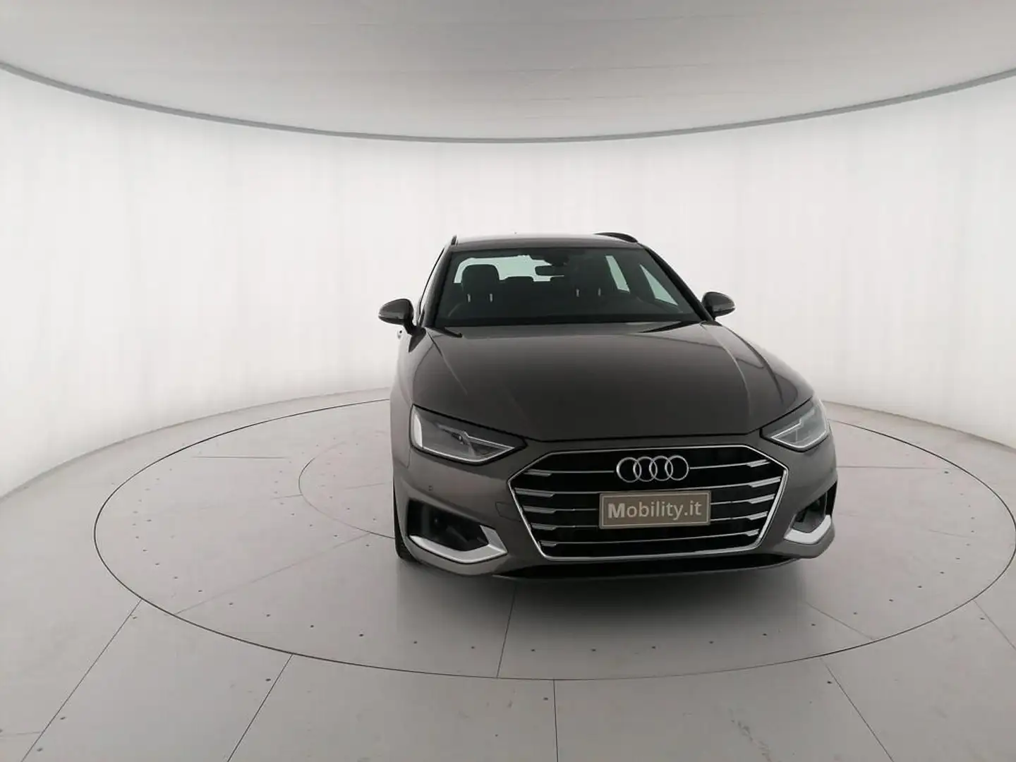 Audi A4 Avant 35 2.0 tdi mhev Business 163cv s-tronic Gris - 2