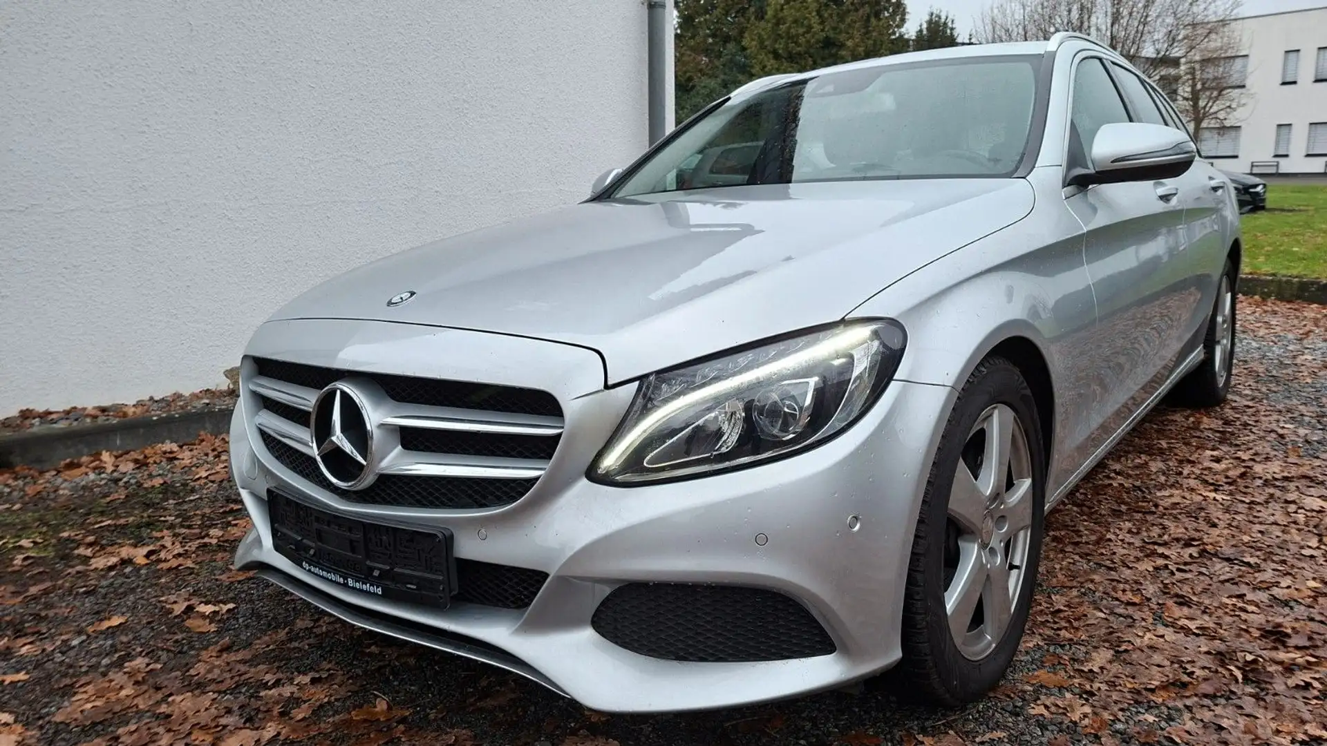 Mercedes-Benz C 180 180 T Avantgarde- erst 39tkm- Navi- AHK Argent - 1