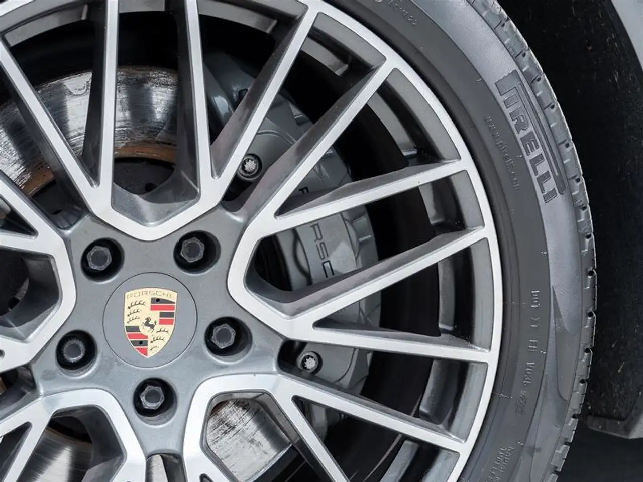 Porsche Cayenne photo Porsche Cayenne