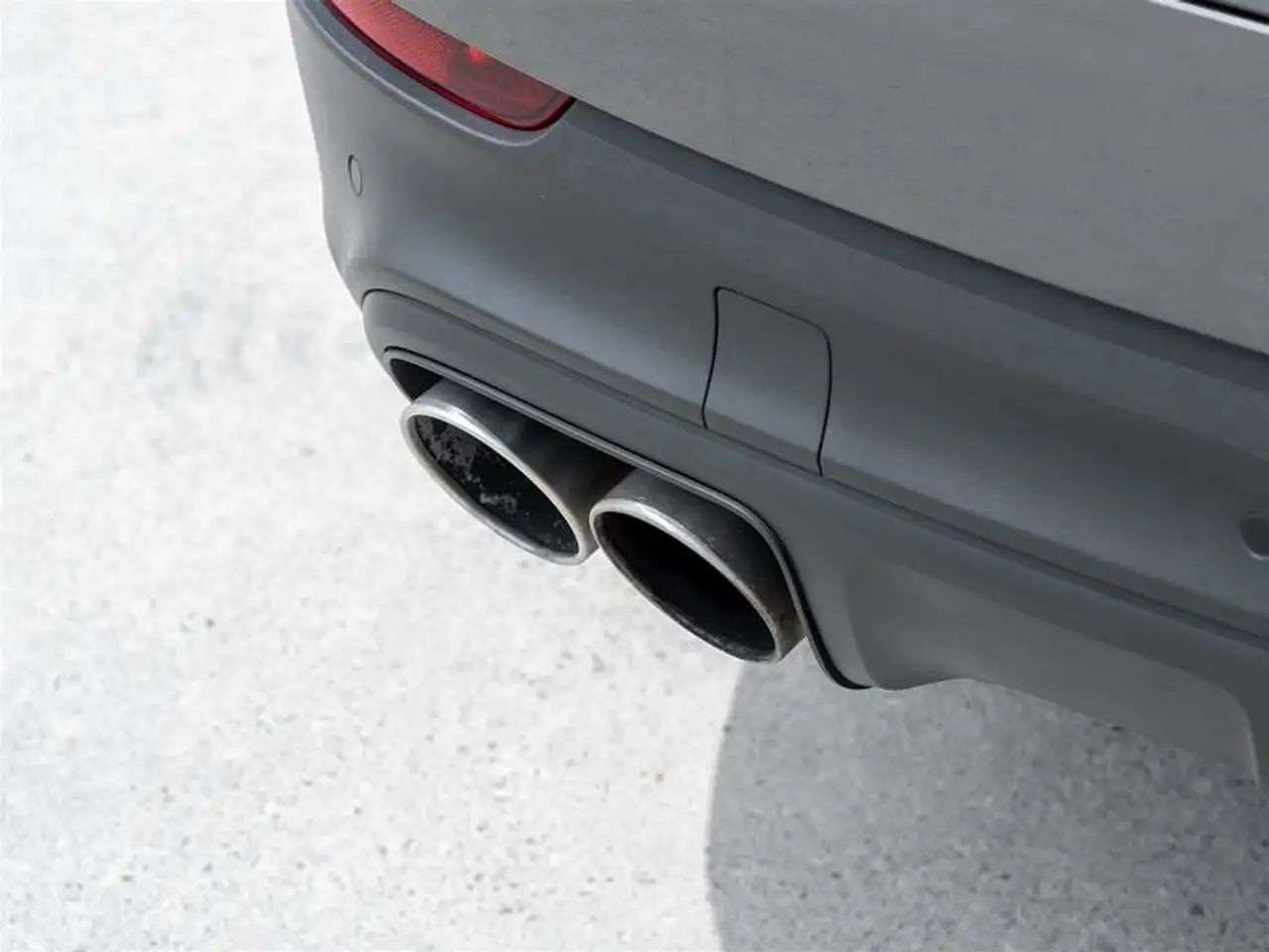 Porsche Cayenne photo Porsche Cayenne