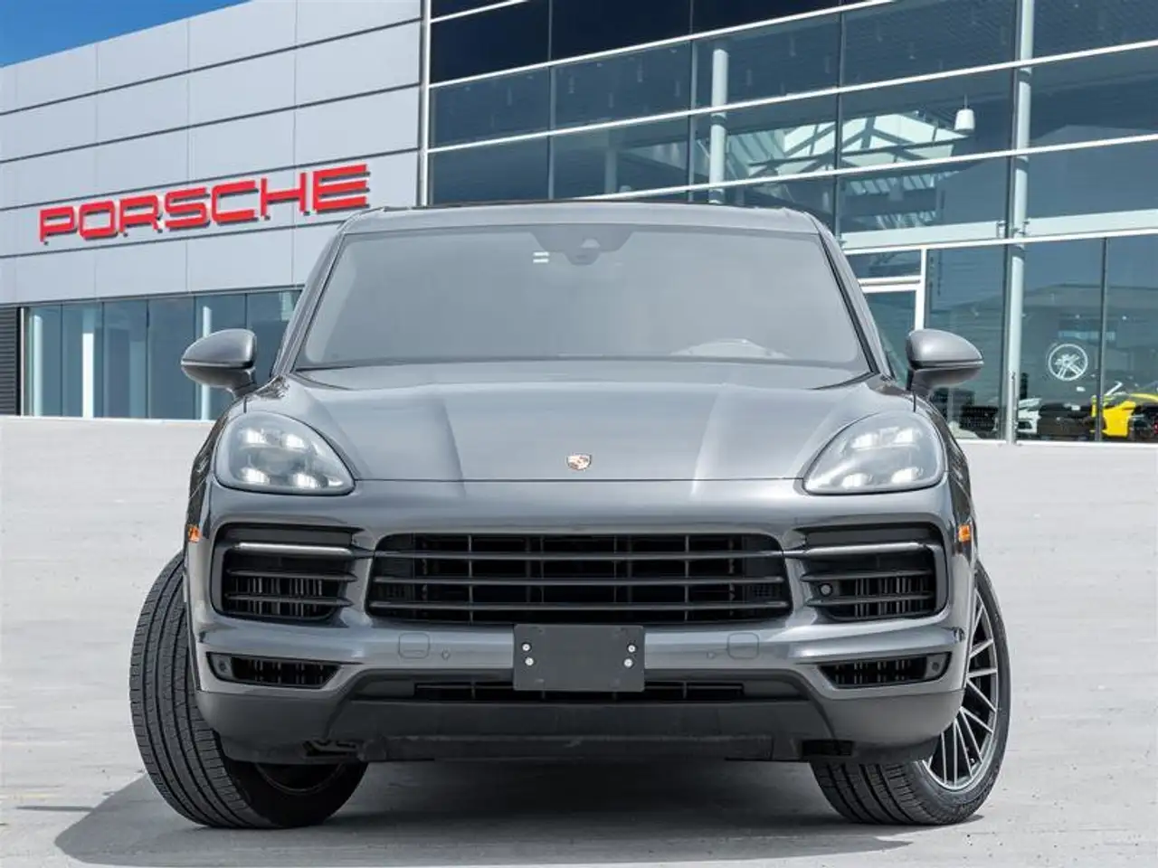 Porsche Cayenne photo Porsche Cayenne