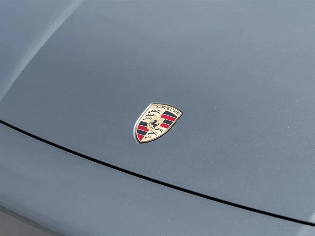 Porsche Cayenne photo Porsche Cayenne