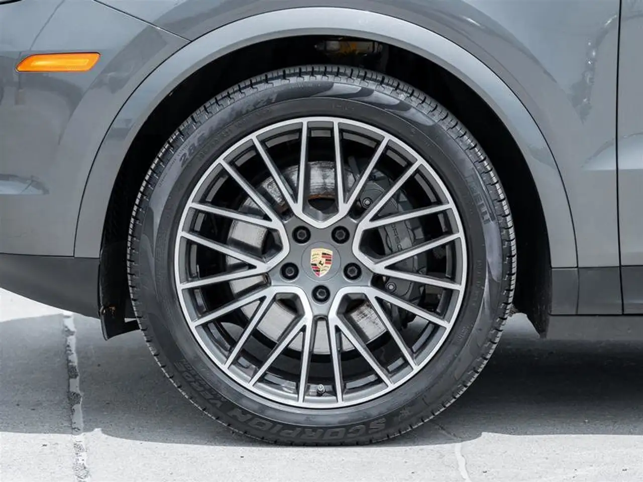 Porsche Cayenne photo Porsche Cayenne