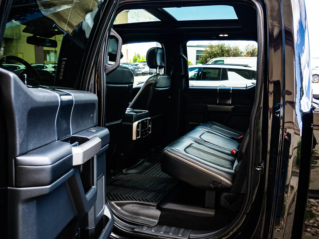 Ford F 350 photo Ford F 350