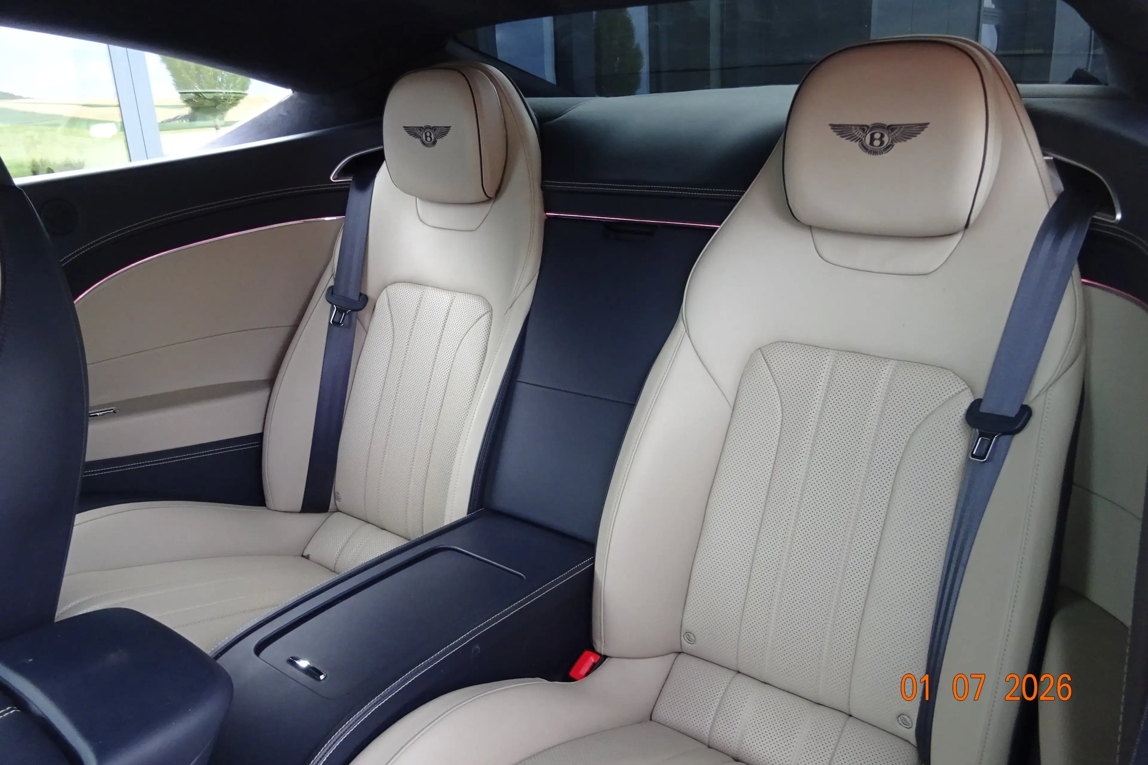 Bentley Continental GT W12 "Toppreis" — photo 11