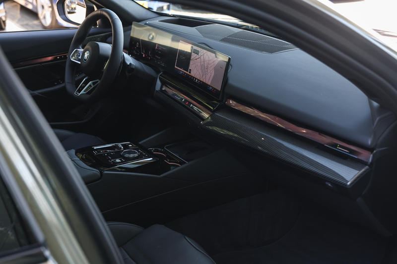 BMW 530 5 Serie Touring 530e M Sport Automaat / Panoramada — photo 10