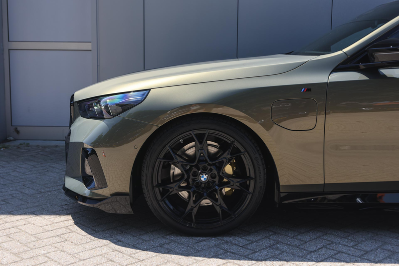 BMW 530 5 Serie Touring 530e M Sport Automaat / Panoramada — photo 4