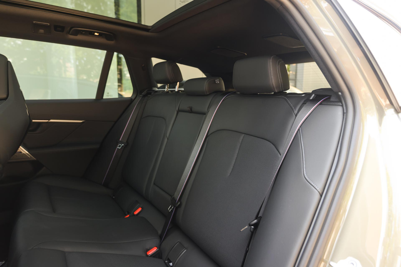 BMW 530 5 Serie Touring 530e M Sport Automaat / Panoramada — photo 11