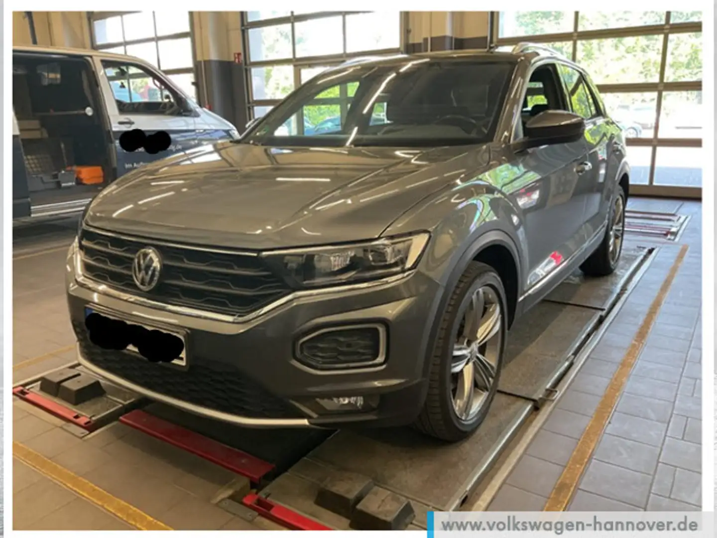 Volkswagen T-Roc 2.0 TSI DSG 4Motion Sport Navi ACC LED SHZ Grau - 2
