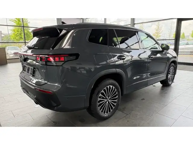 Volkswagen Tayron view 5