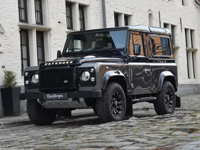 Land Rover Defender 90 / 2.2 TD4 / "Autobiography Edition" / BTW/VAT