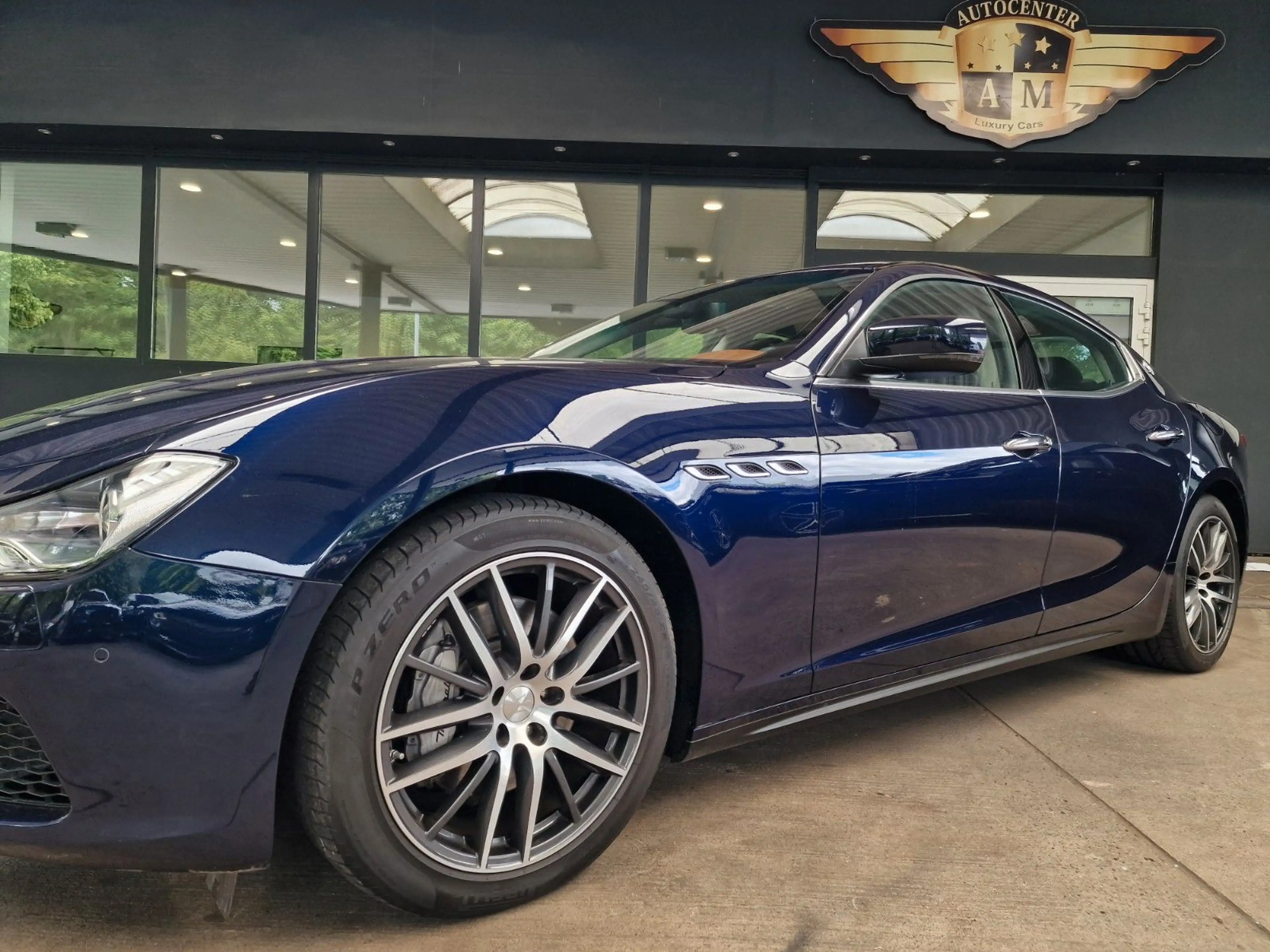 Maserati Ghibli 3.0 V6 Automatik RWD Leder/Nur-3900Km — photo 5