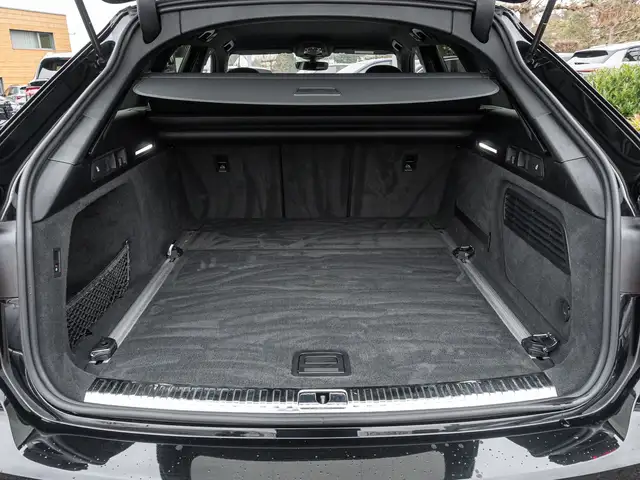 Audi S6 view 18