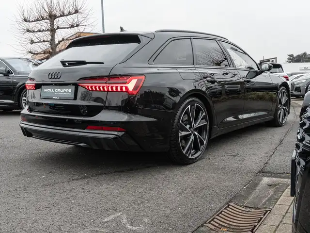 Audi S6 view 4