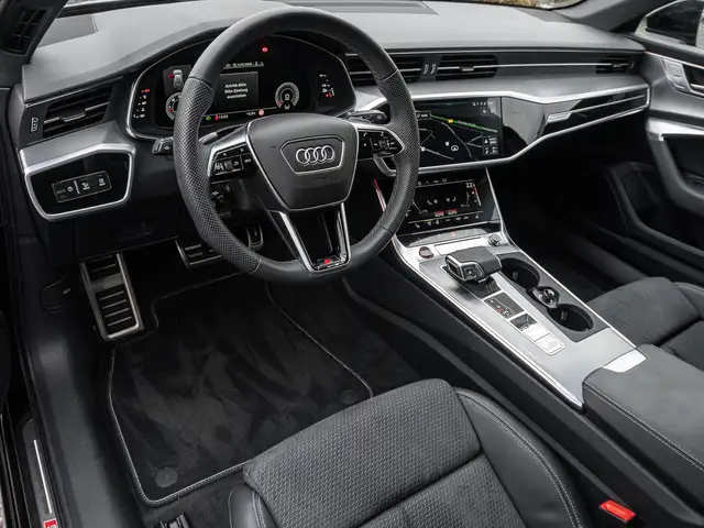 Audi S6 view 9