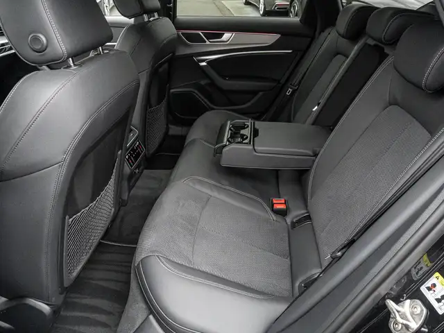 Audi S6 view 17