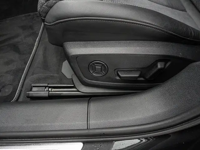 Audi S6 view 16