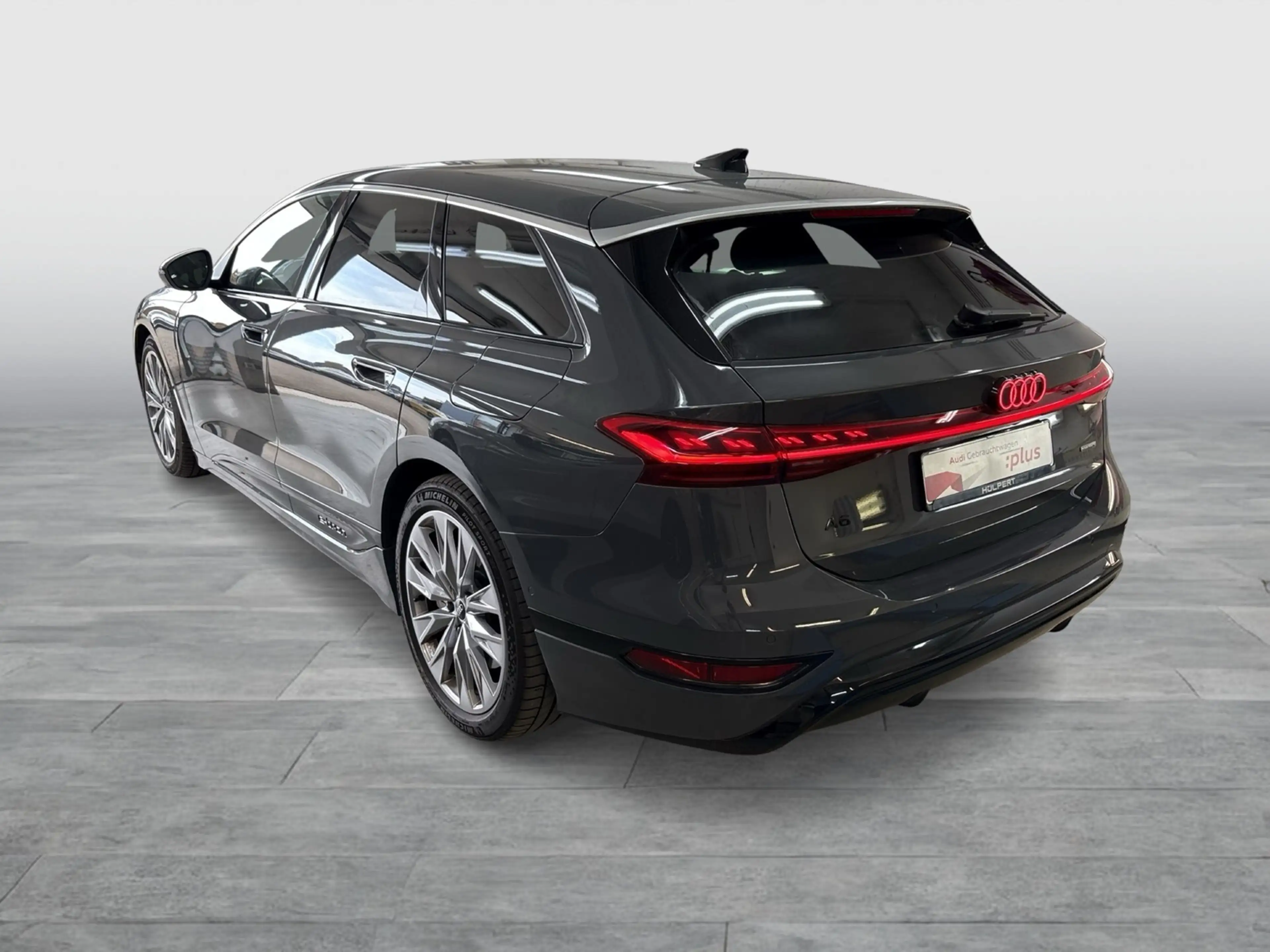 Audi A6 e-tron Avant quattro advanced AHK 360CAM LM20 — photo 4