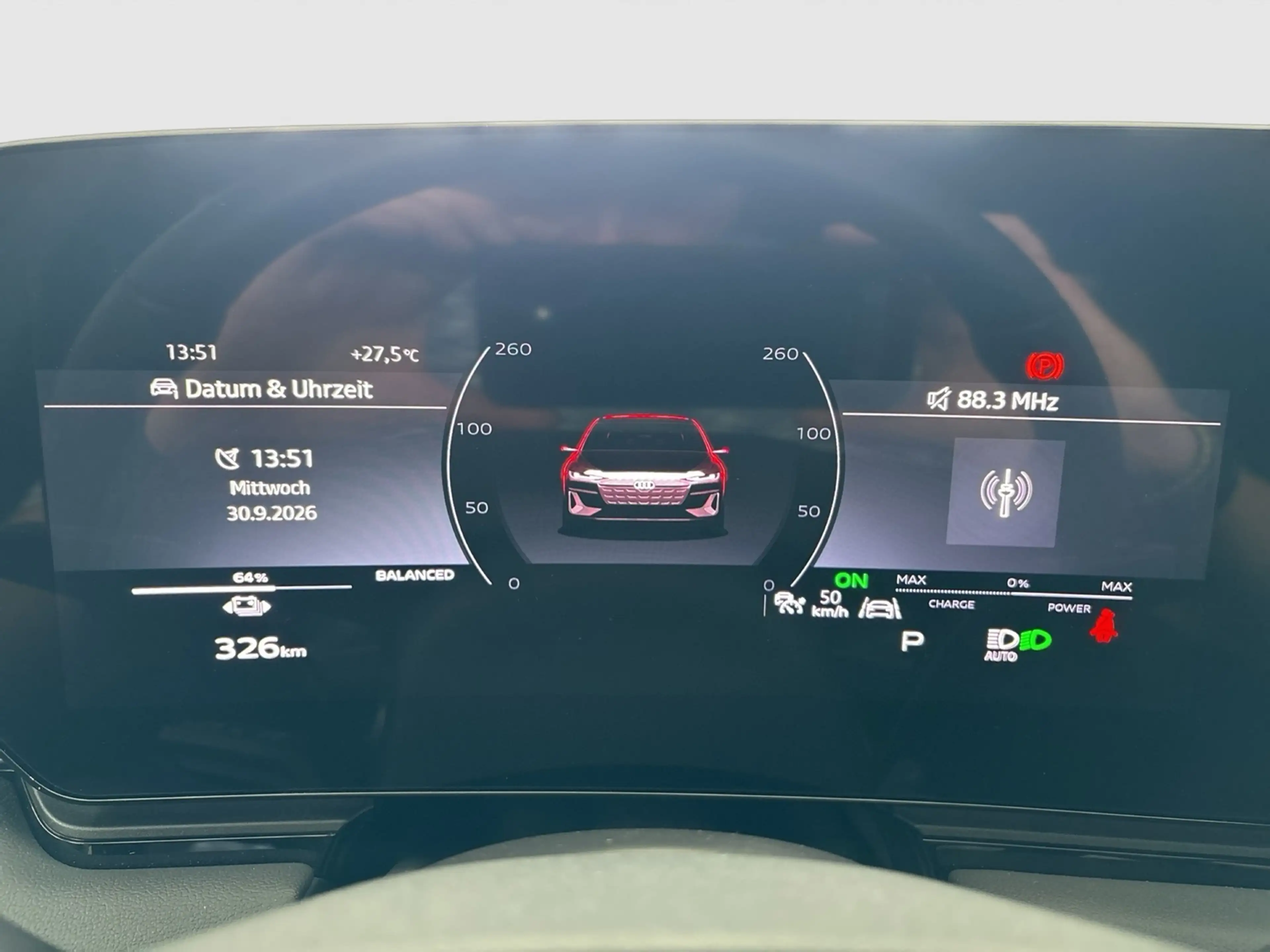 Audi A6 e-tron Avant quattro advanced AHK 360CAM LM20 — photo 14