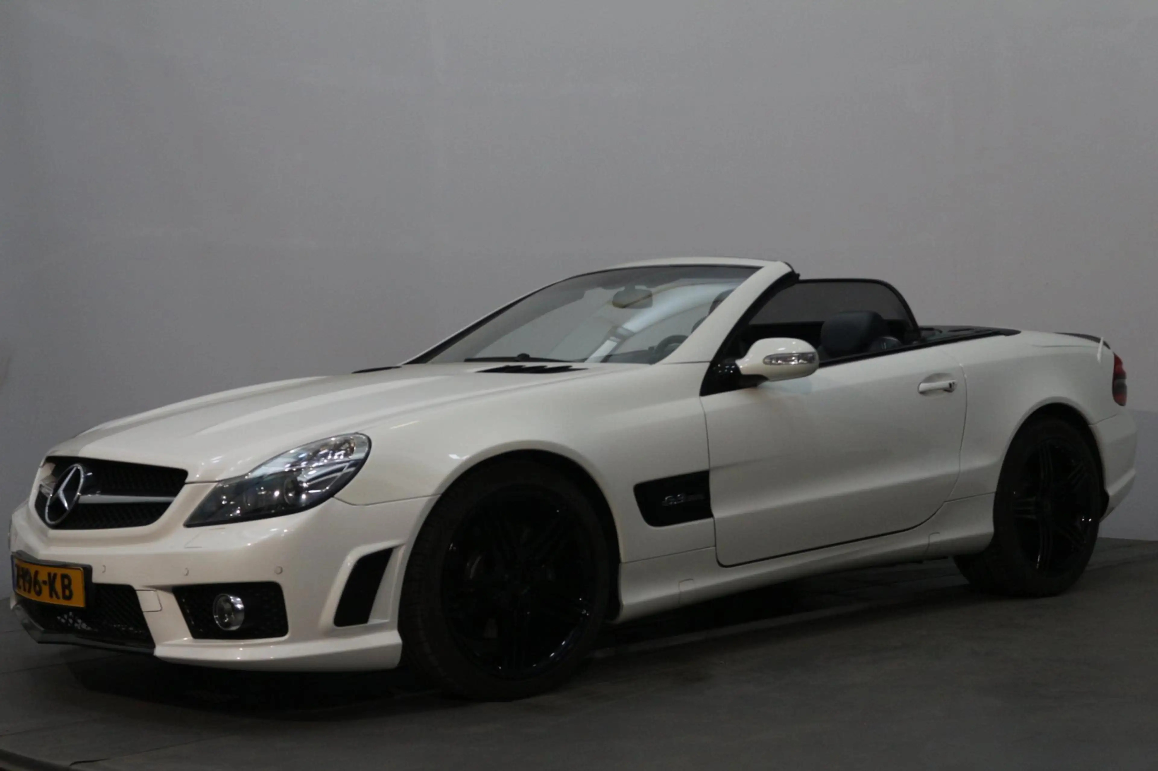 Mercedes-Benz SL 500 YOUNGTIMER IN NIEUW JASJE — photo 15