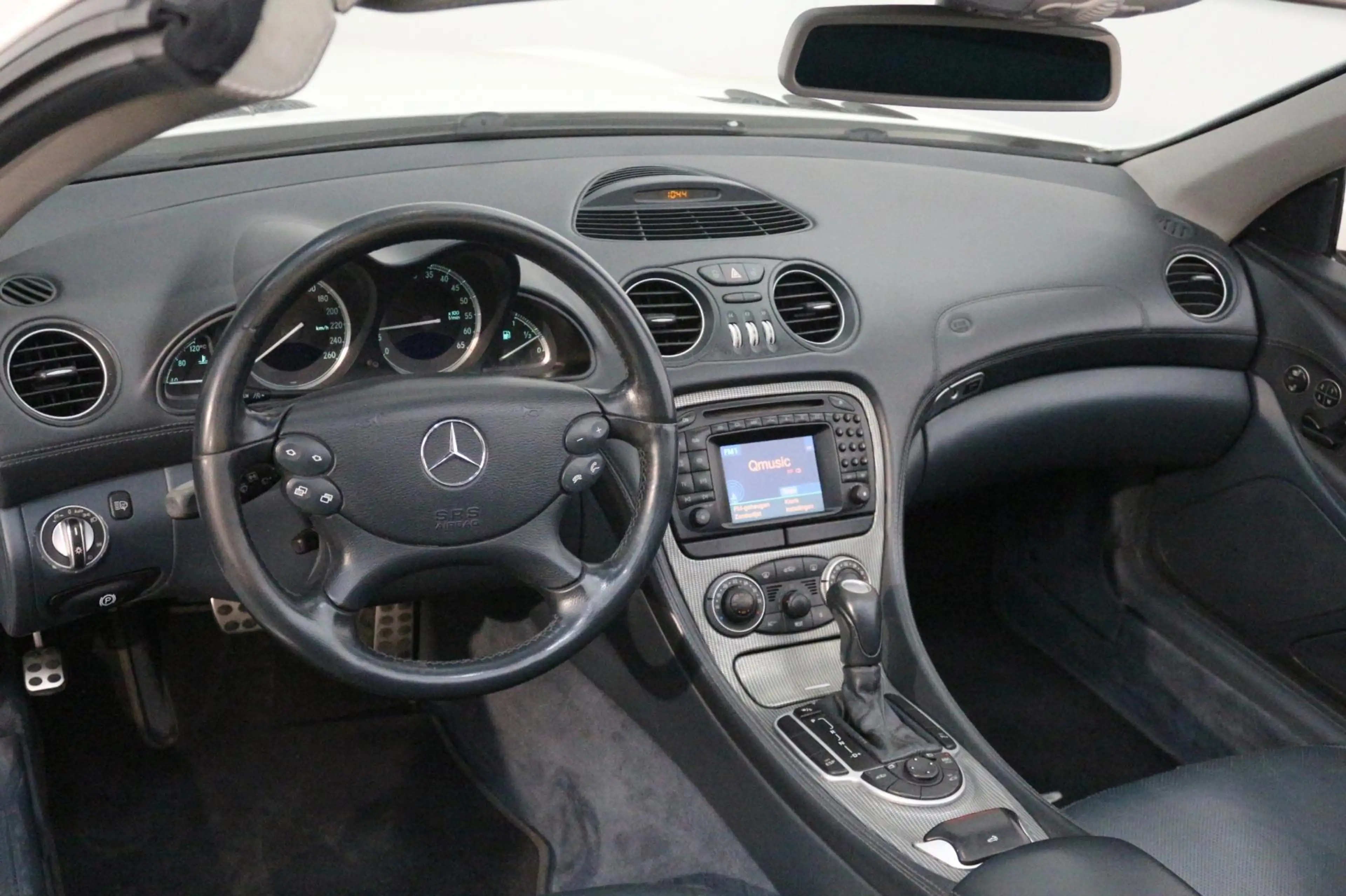 Mercedes-Benz SL 500 YOUNGTIMER IN NIEUW JASJE — photo 11