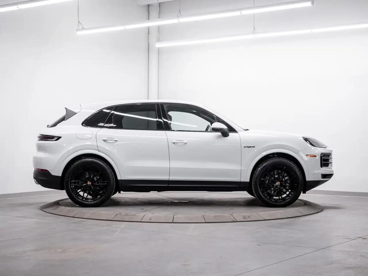 Porsche Cayenne снимка Porsche Cayenne