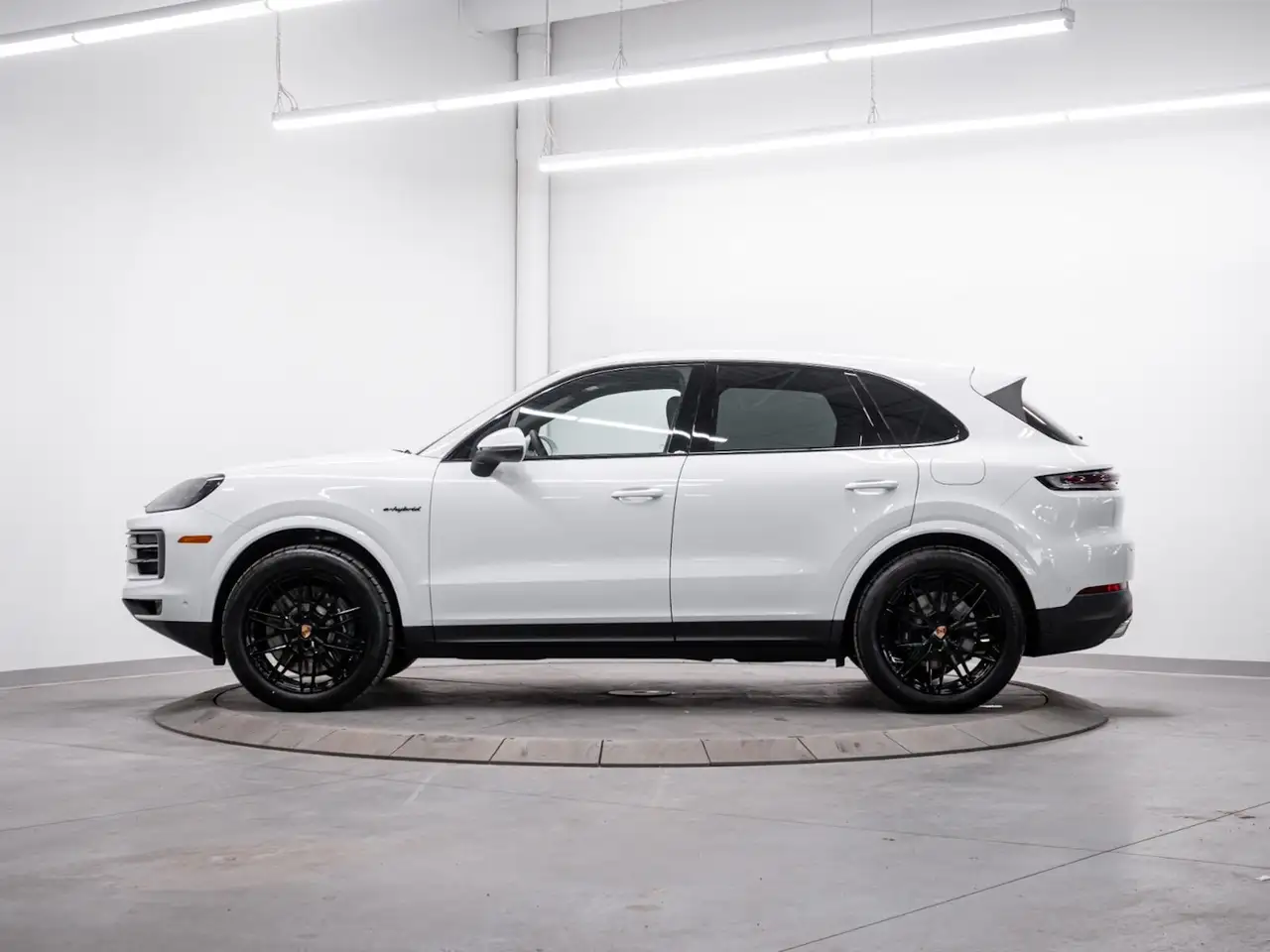 Porsche Cayenne снимка Porsche Cayenne