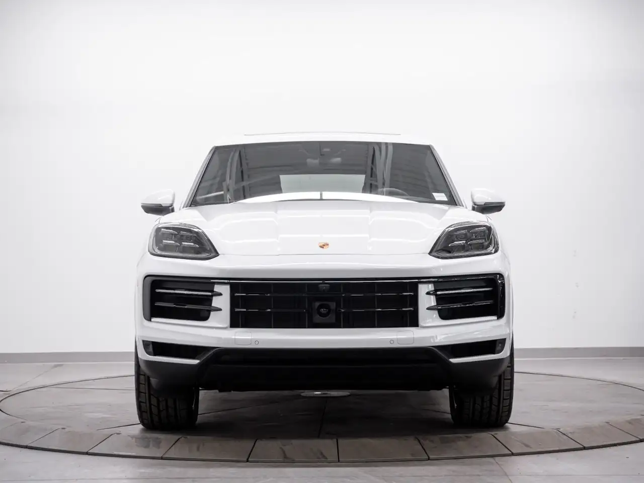 Porsche Cayenne снимка Porsche Cayenne
