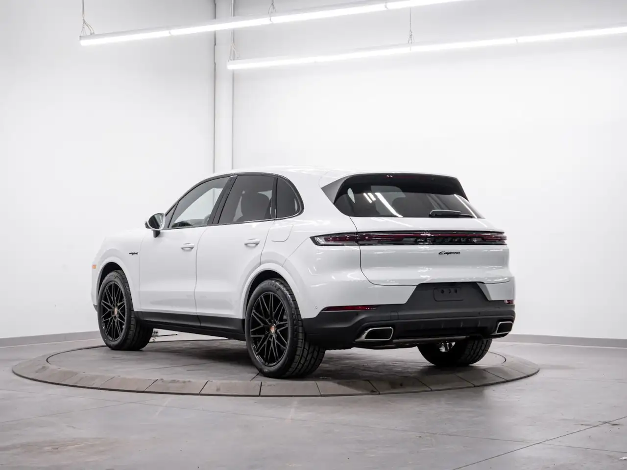 Porsche Cayenne снимка Porsche Cayenne